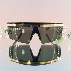 Otra Eyewear Sunglasses Black Gold Tone Coletta Sport Frame Vacation Streetwear